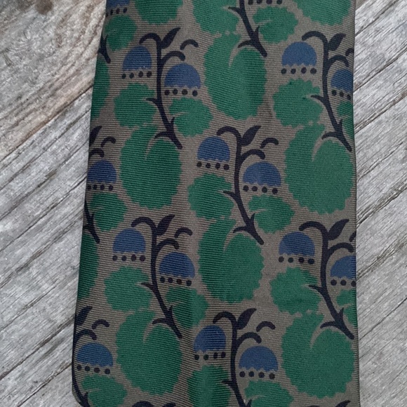 Metropolitan Museum of art 100% silk tie exclusive vintage - Picture 2 of 3
